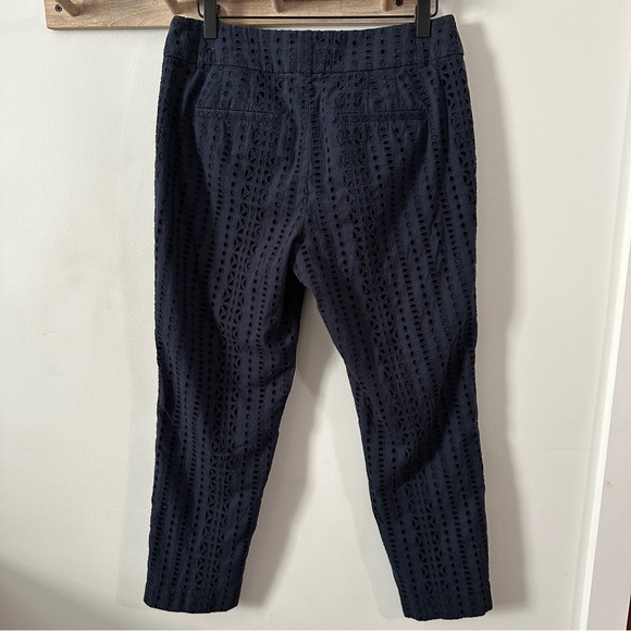 LOFT | Women’s Julie Eyelet Ankle Length Trousers size 6 - Picture 2 of 7
